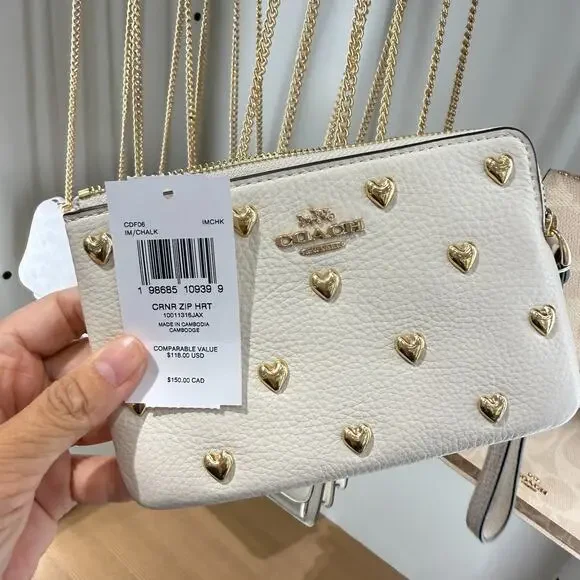 Coach Corner Zip Wristlet With Heart Rivets CDF06 - Picture 4 of 4